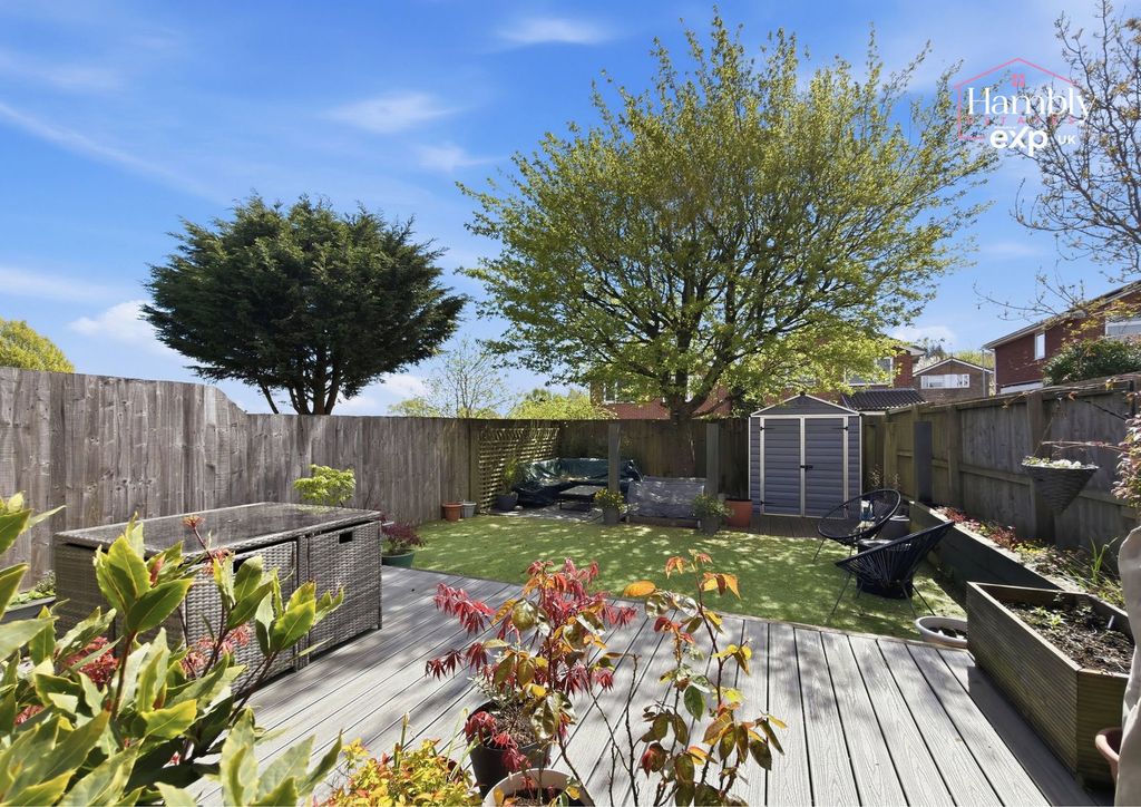 Property photo 2 of 13