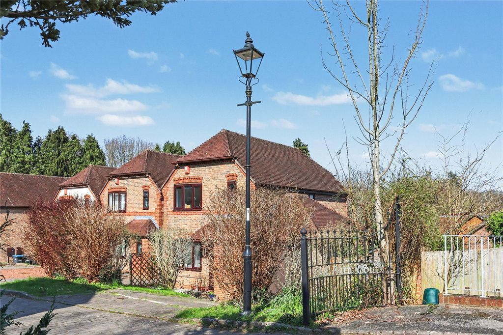 Property photo 1 of 13 Front