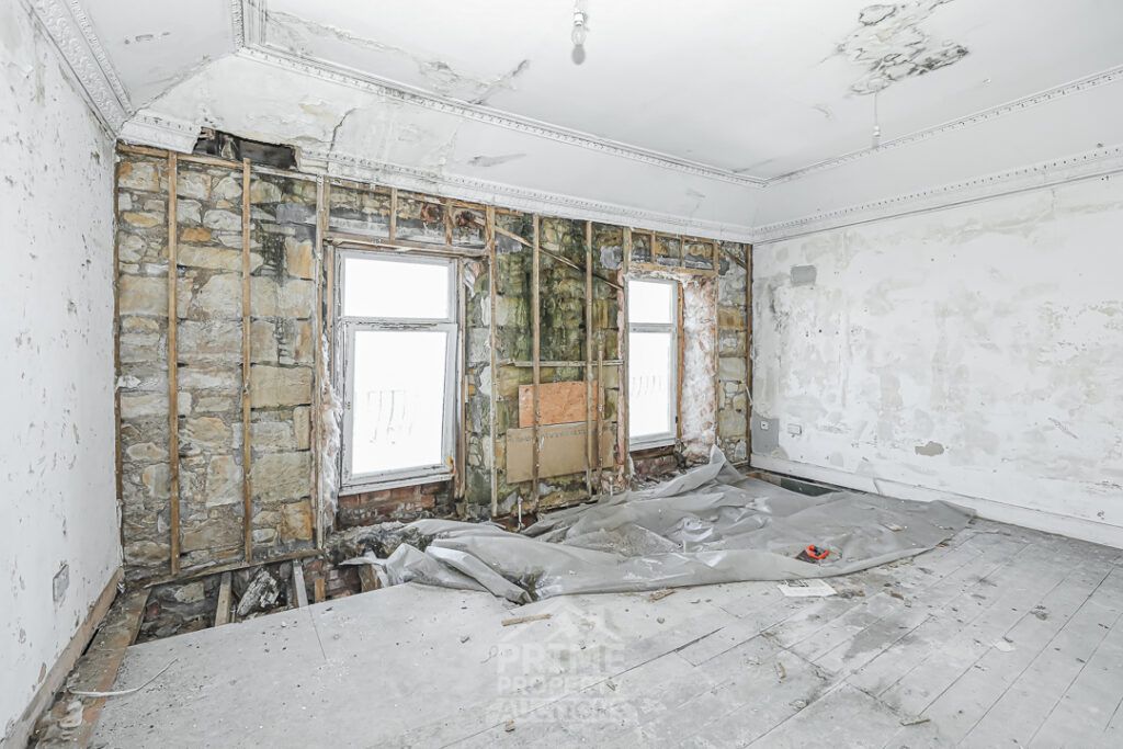 Property photo 3 of 27