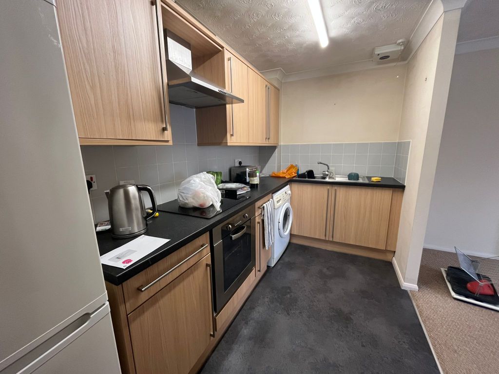 Property photo 2 of 6