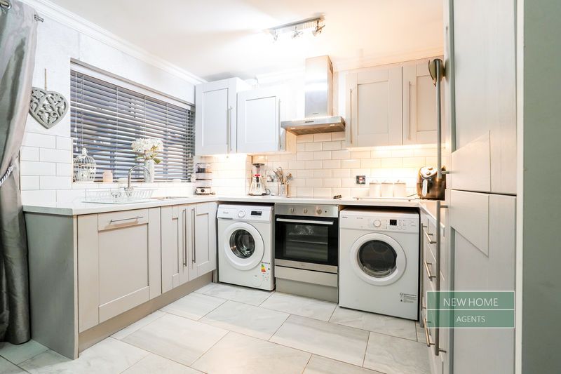 Property photo 2 of 19 Photo 13