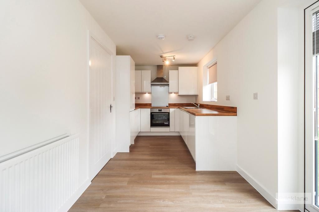 Property photo 2 of 13 Kitchen