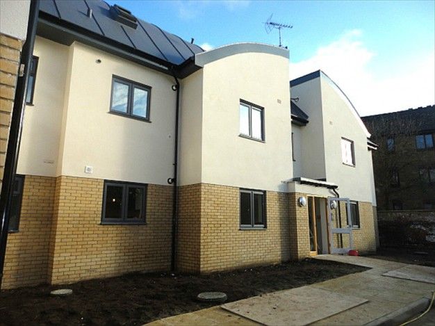 Property photo 1 of 5 2 Bedroom Apartment For Rent Close To West Harrow Station