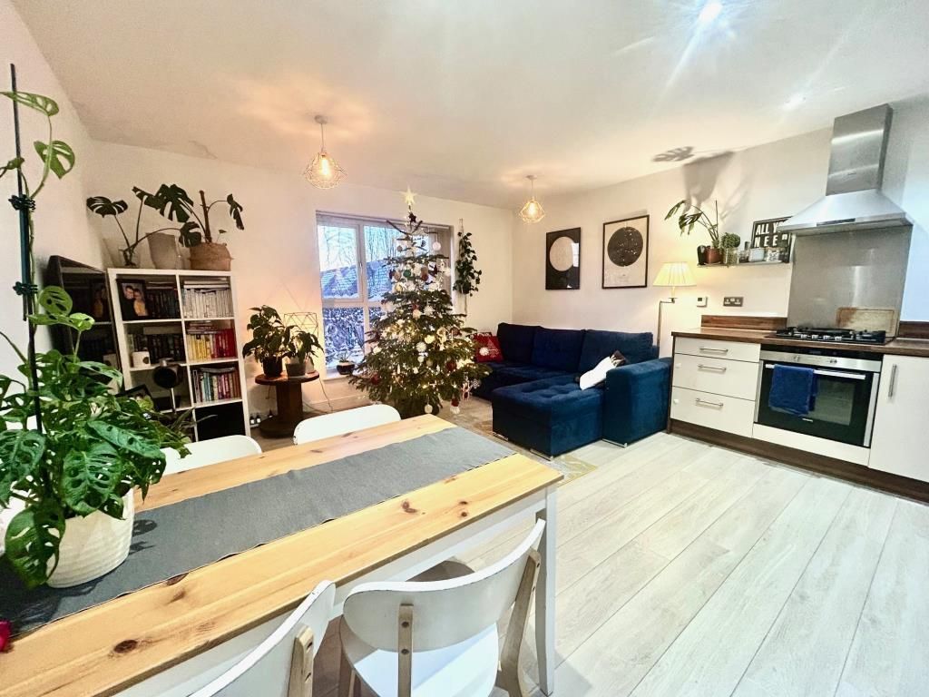 Property photo 2 of 7 Internal View