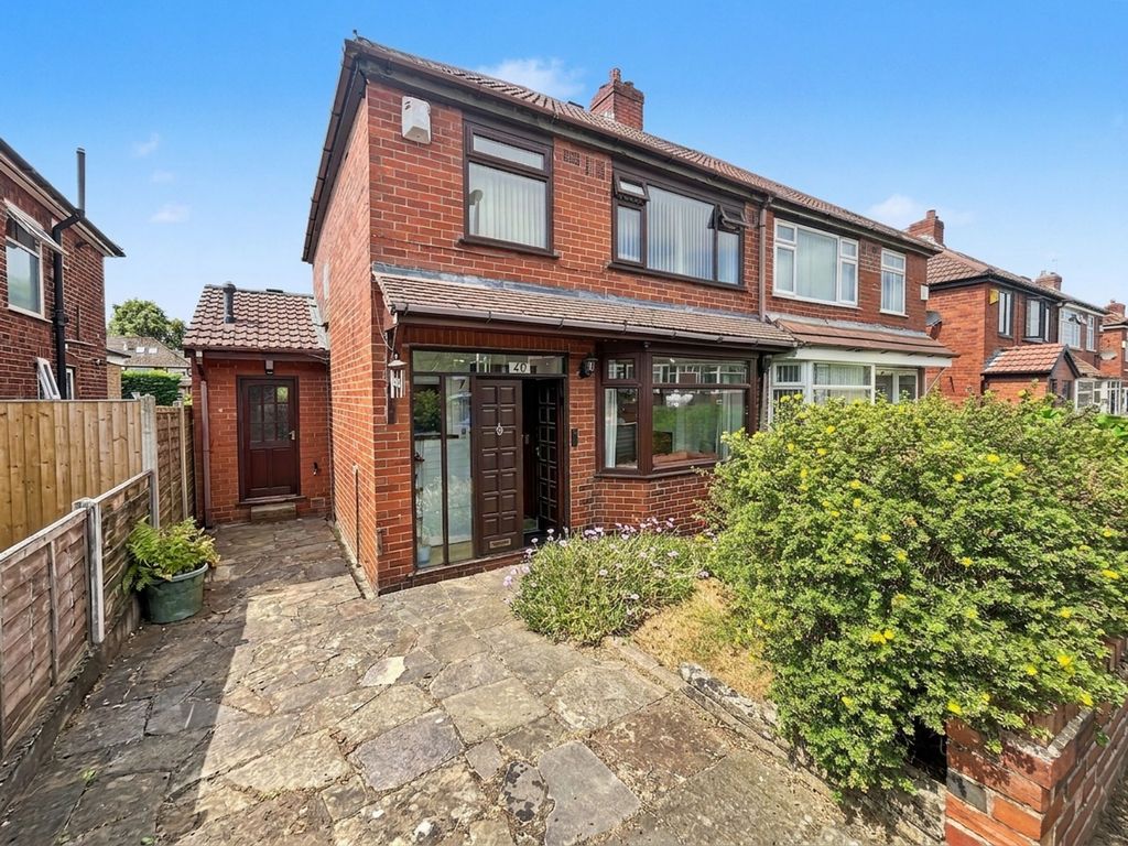 Property photo 1 of 18