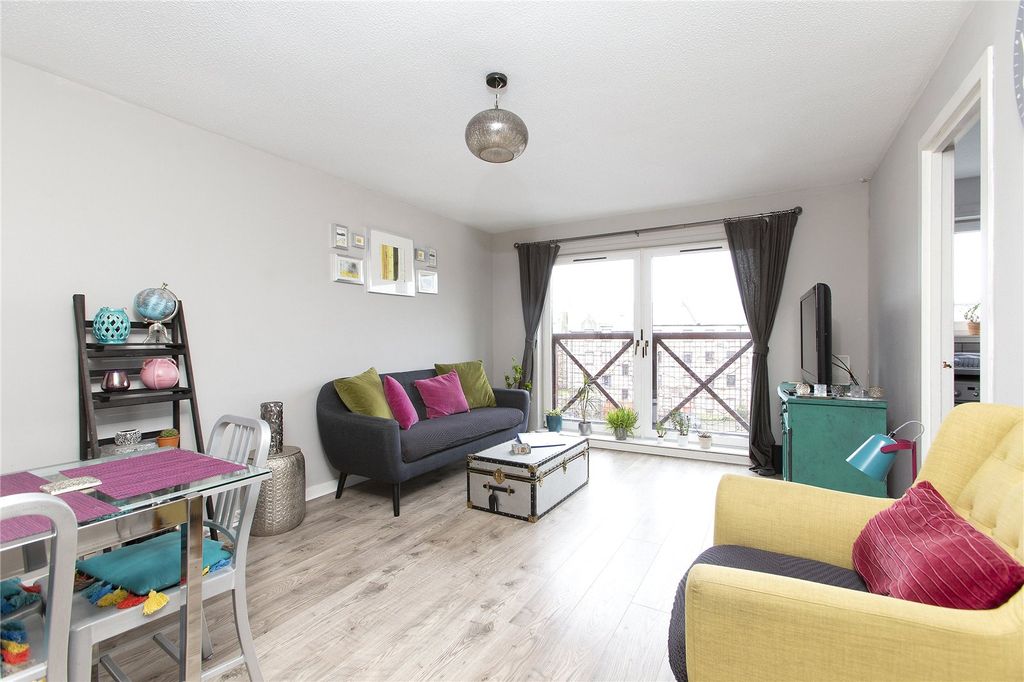 Property photo 2 of 16 Photo 2