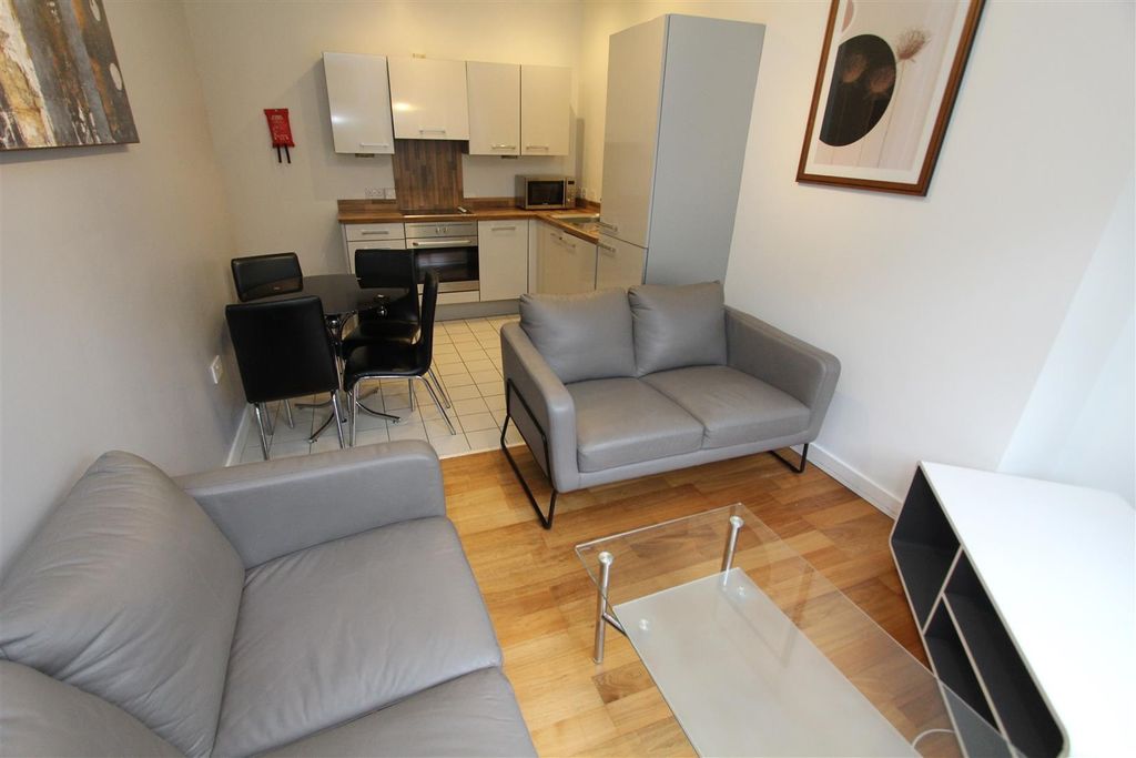 Property photo 1 of 8 Bright, Modern Open-Plan Living Area With Matching...