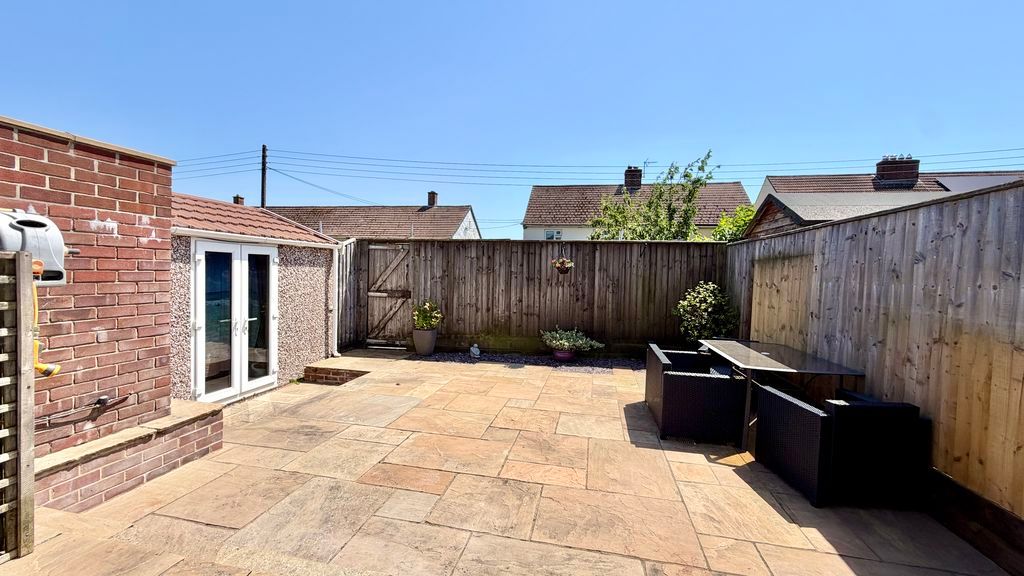 Property photo 2 of 18 Rear Garden