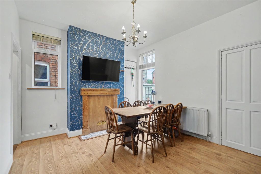 Property photo 3 of 23 Dining Room