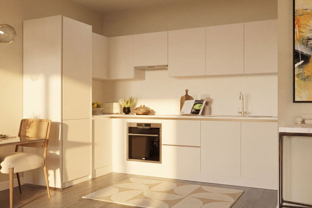 Property photo 2 of 6 Kitchen