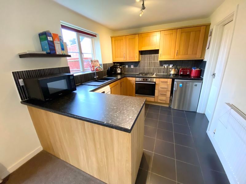 Property photo 3 of 12 Photo 24