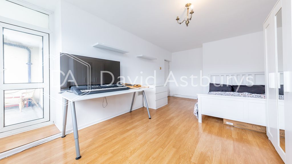 Property photo 1 of 10 356A3373