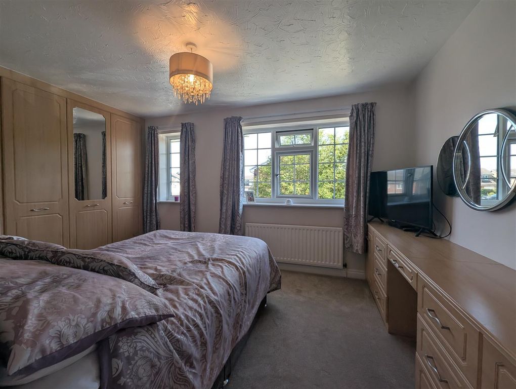 Property photo 2 of 20 Bedroom One