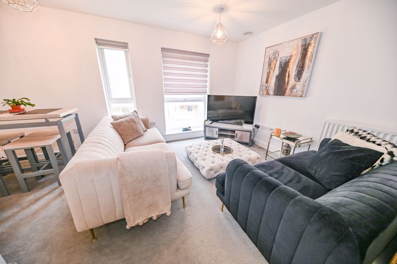 Property photo 3 of 15 Photo 7