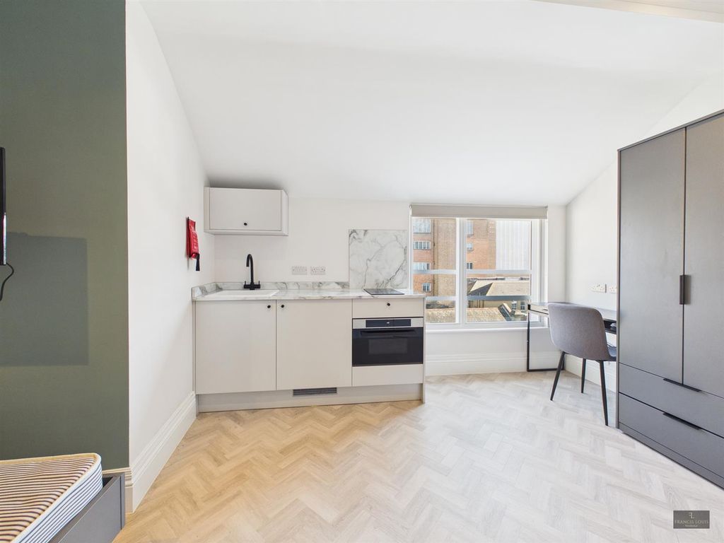 Property photo 1 of 15 Cam02887G0-Pr0626-Still002.Jpg