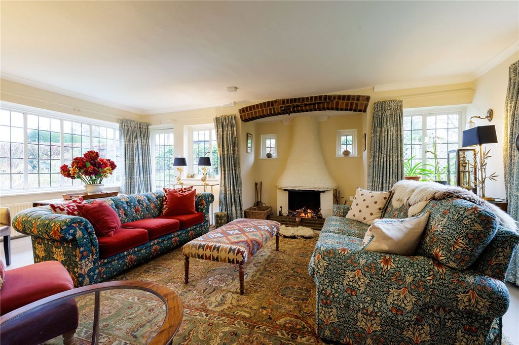 Property photo 2 of 39 Drawing Room