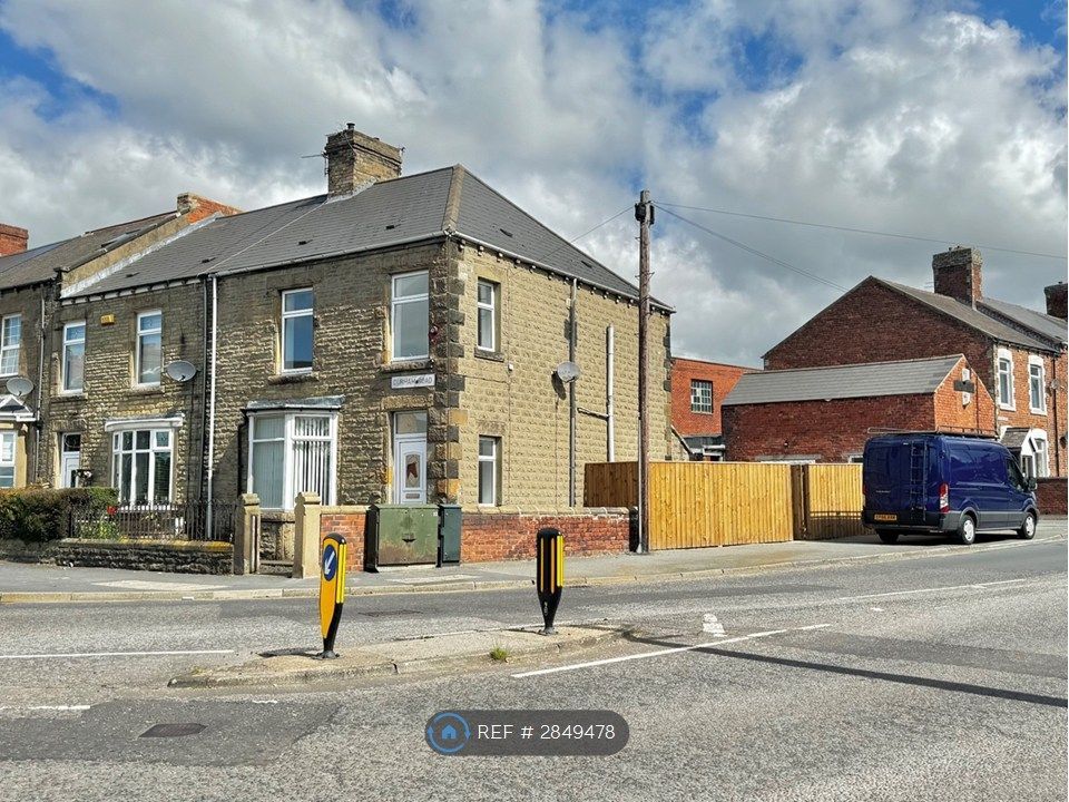 Property photo 2 of 35