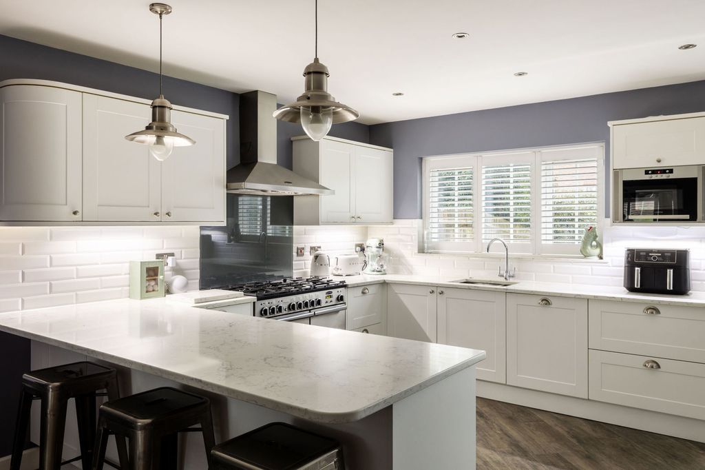 Property photo 3 of 29