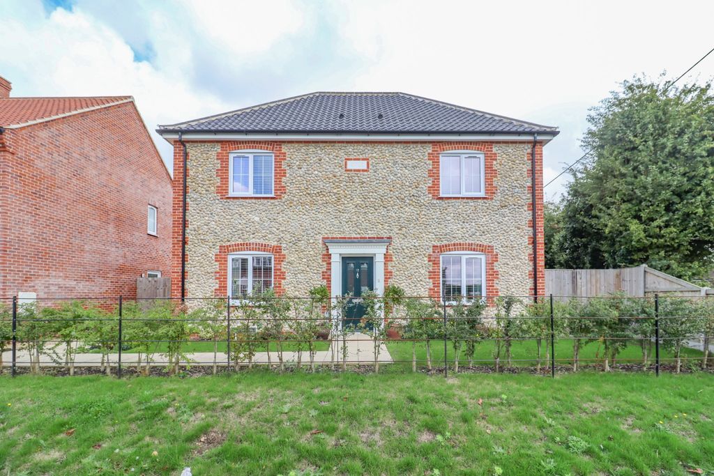 Property photo 1 of 35 4527752