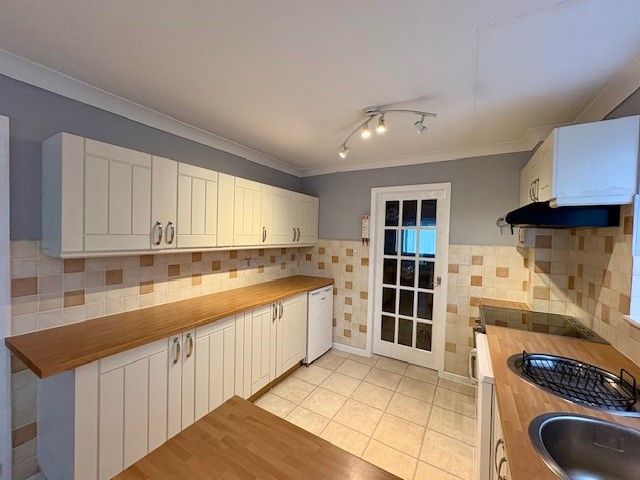 Property photo 3 of 16 Image