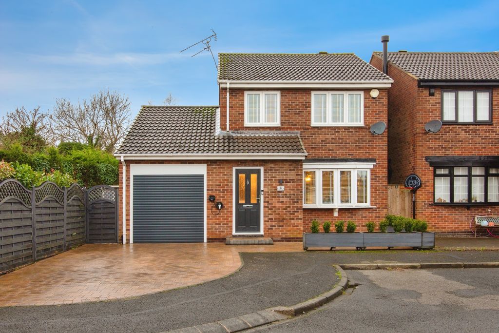 Property photo 1 of 15