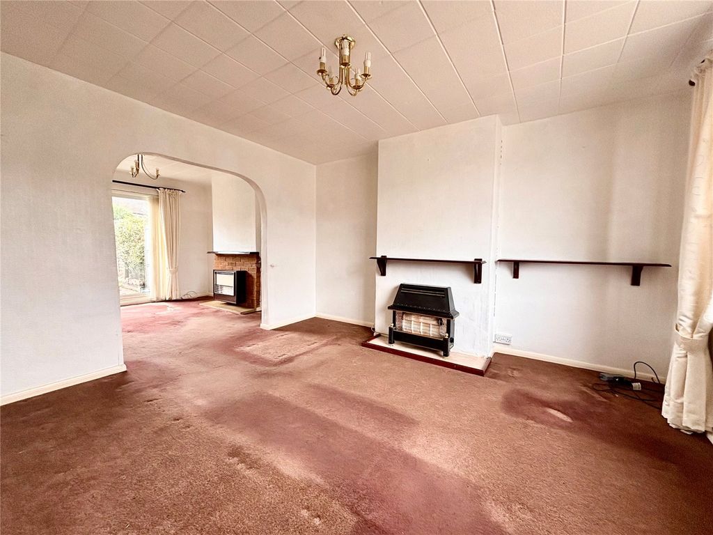 Property photo 2 of 18 Living Room