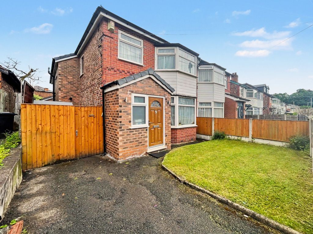 Property photo 1 of 25