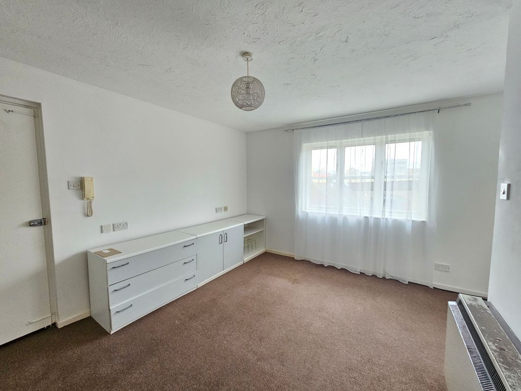 Property photo 2 of 4 Image