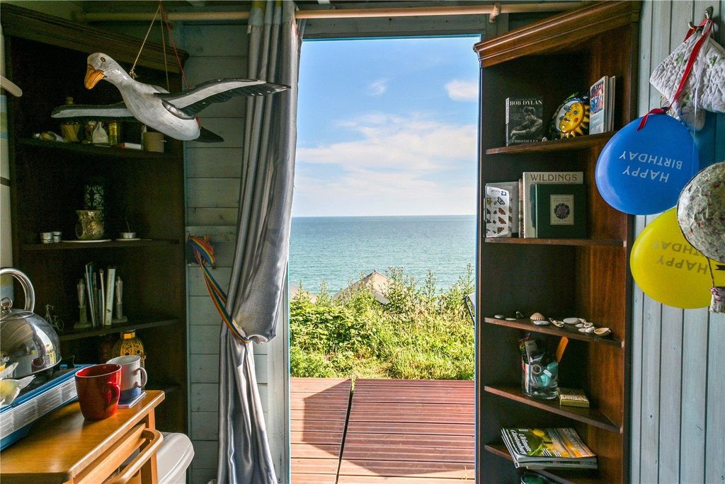 Property photo 3 of 5 Picture No. 09