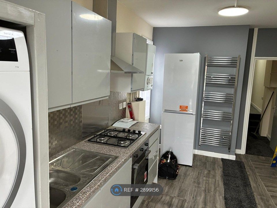 Property photo 2 of 8 Kitchn/Diner