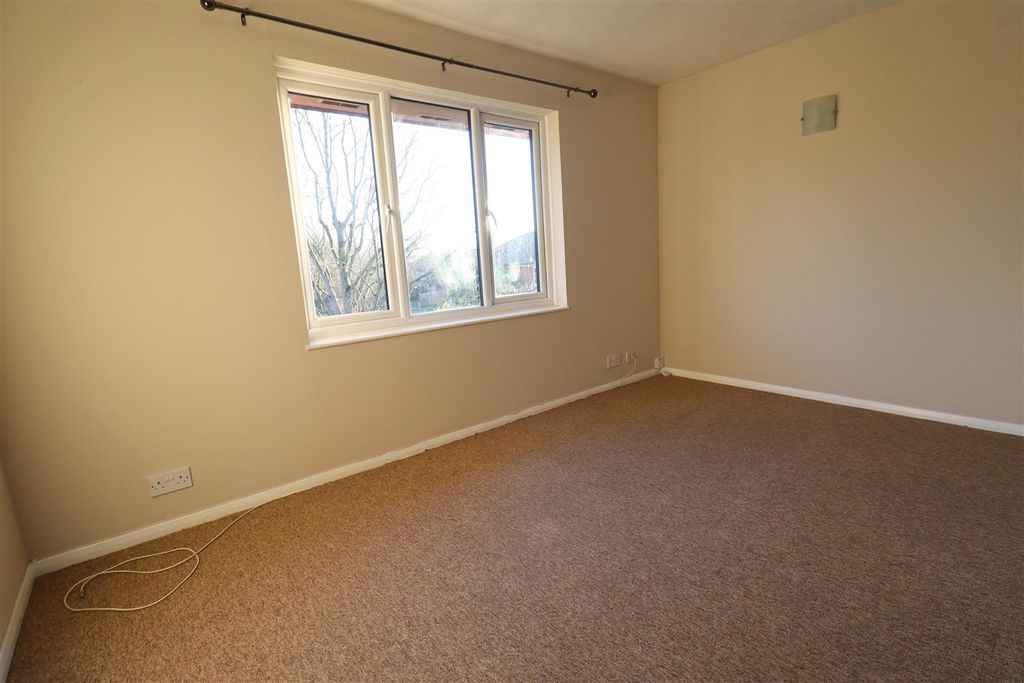 Property photo 2 of 9 Img_4057.Jpg