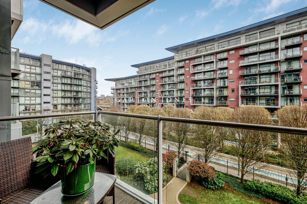 Property photo 2 of 12 Picture No. 11