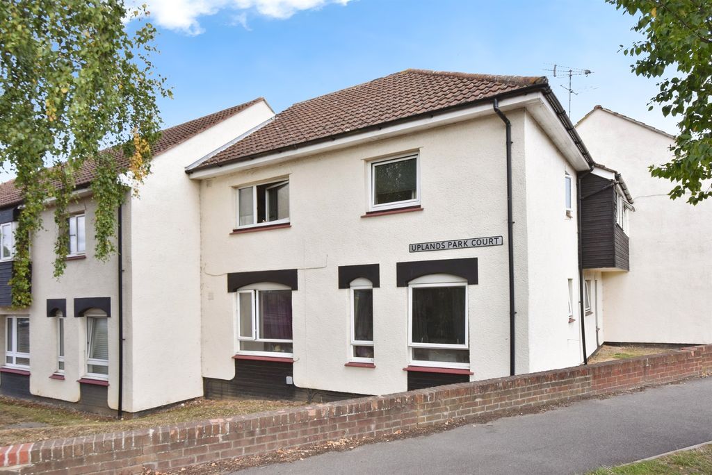 Property photo 1 of 16