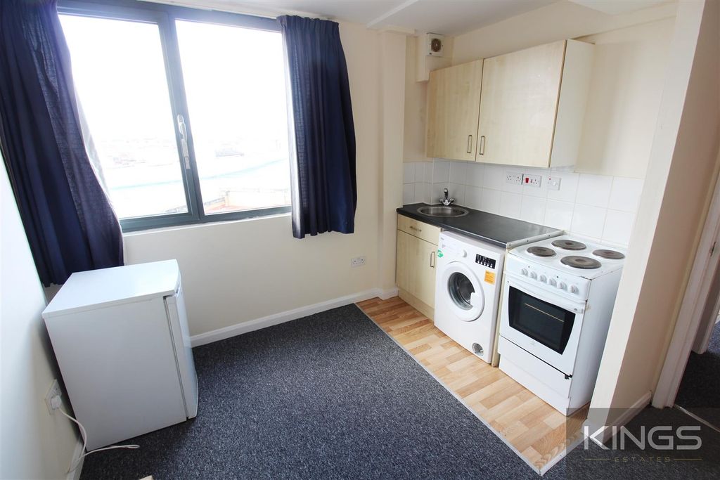 Property photo 2 of 4