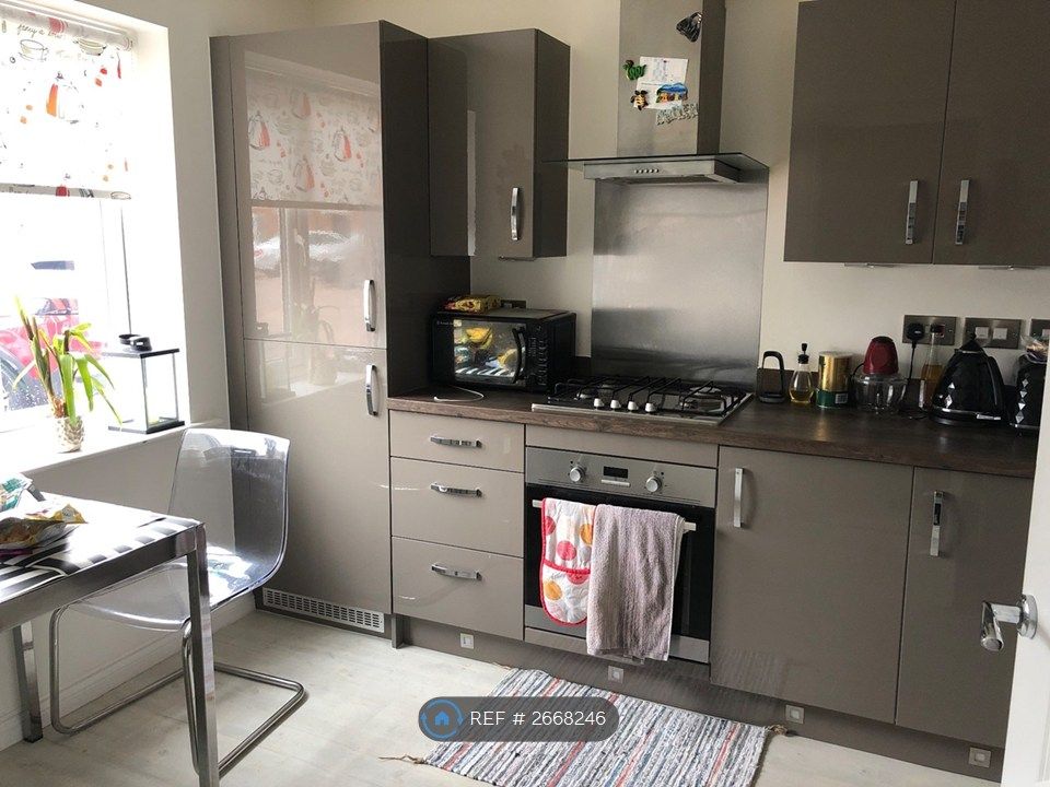 Property photo 3 of 5