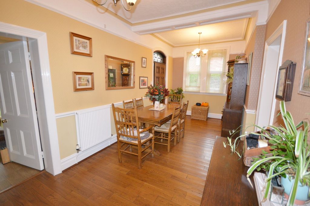 Property photo 2 of 50 Picture No. 03
