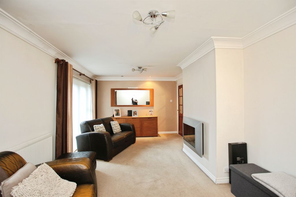 Property photo 3 of 26