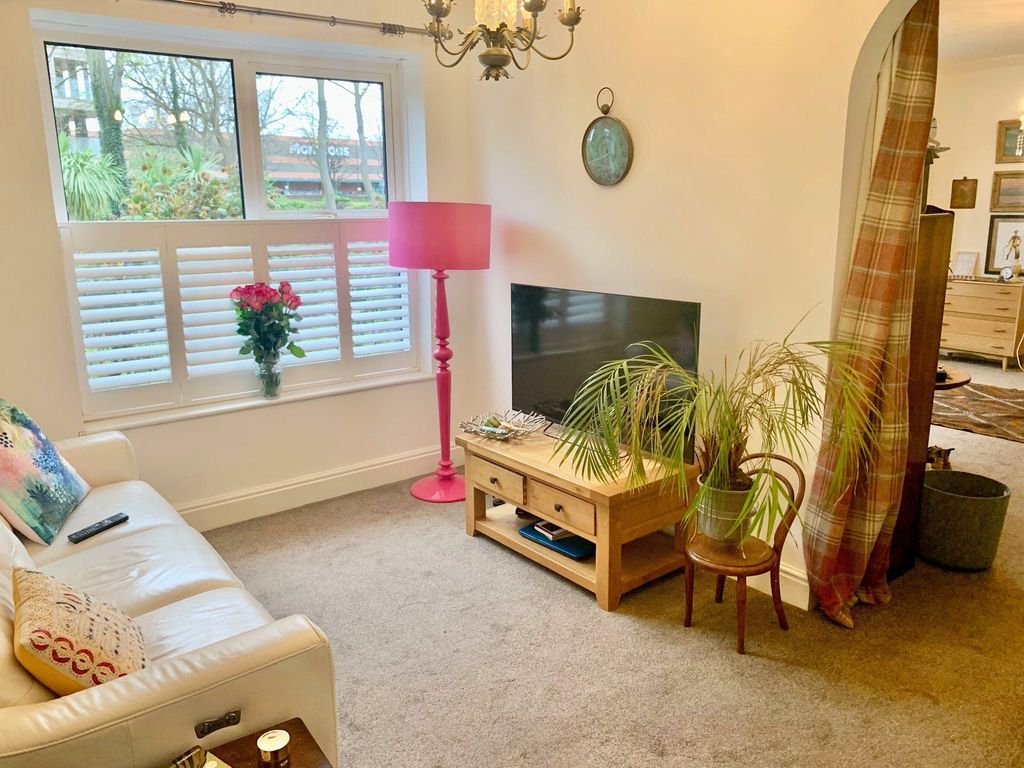 Property photo 3 of 14 Picture No. 08