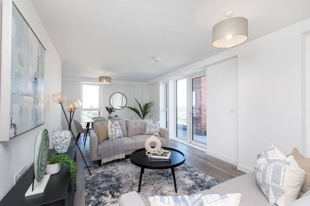 Property photo 1 of 23 (Main)