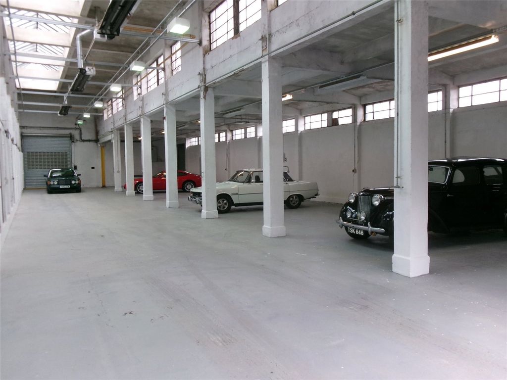 Property photo 1 of 2 Picture No. 02