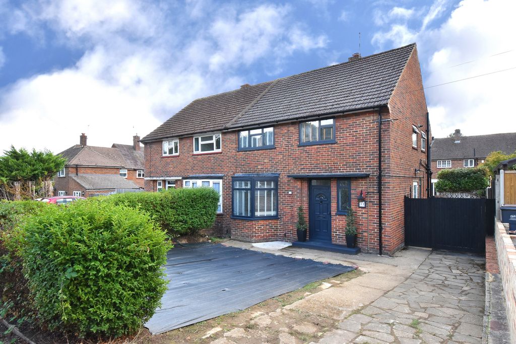 Property photo 2 of 22
