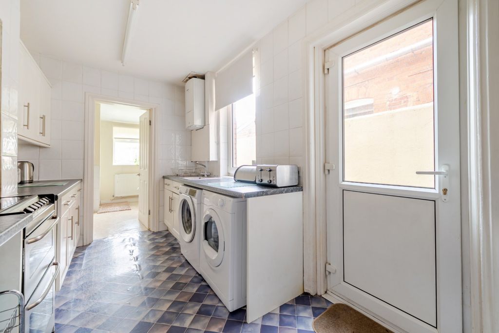 Property photo 3 of 10 Picture No. 33