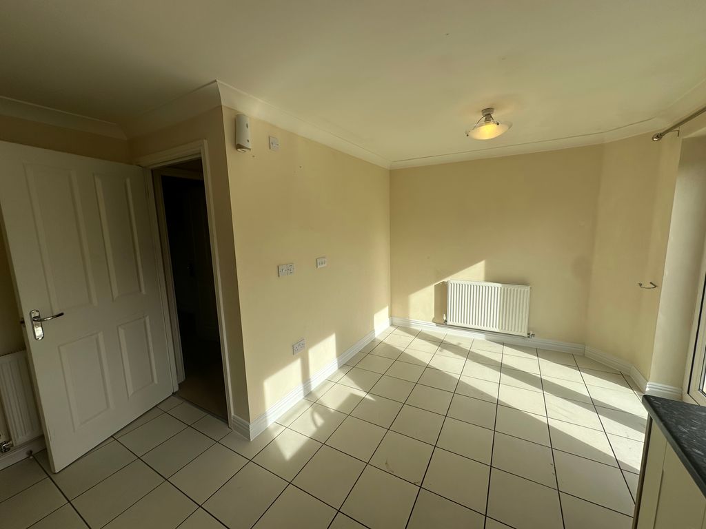 Property photo 3 of 9 View