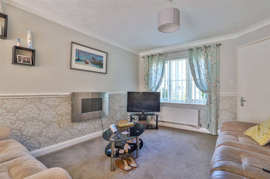 Property photo 3 of 18 Picture No. 18