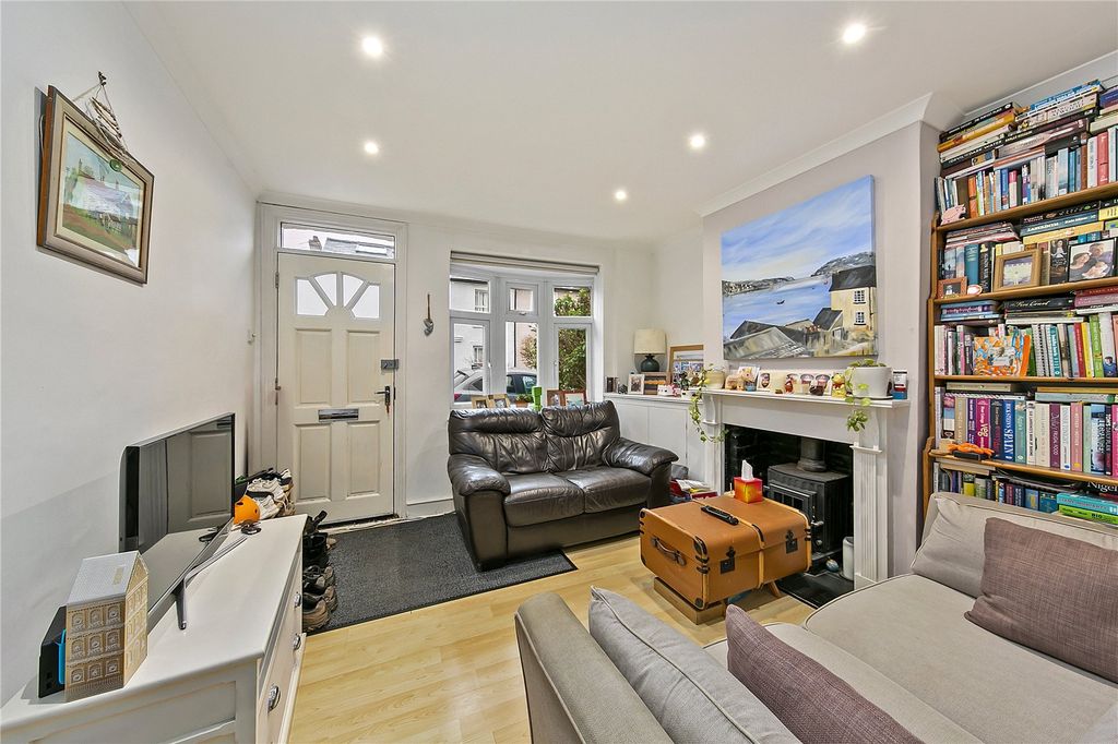 Property photo 2 of 10 Picture No. 04