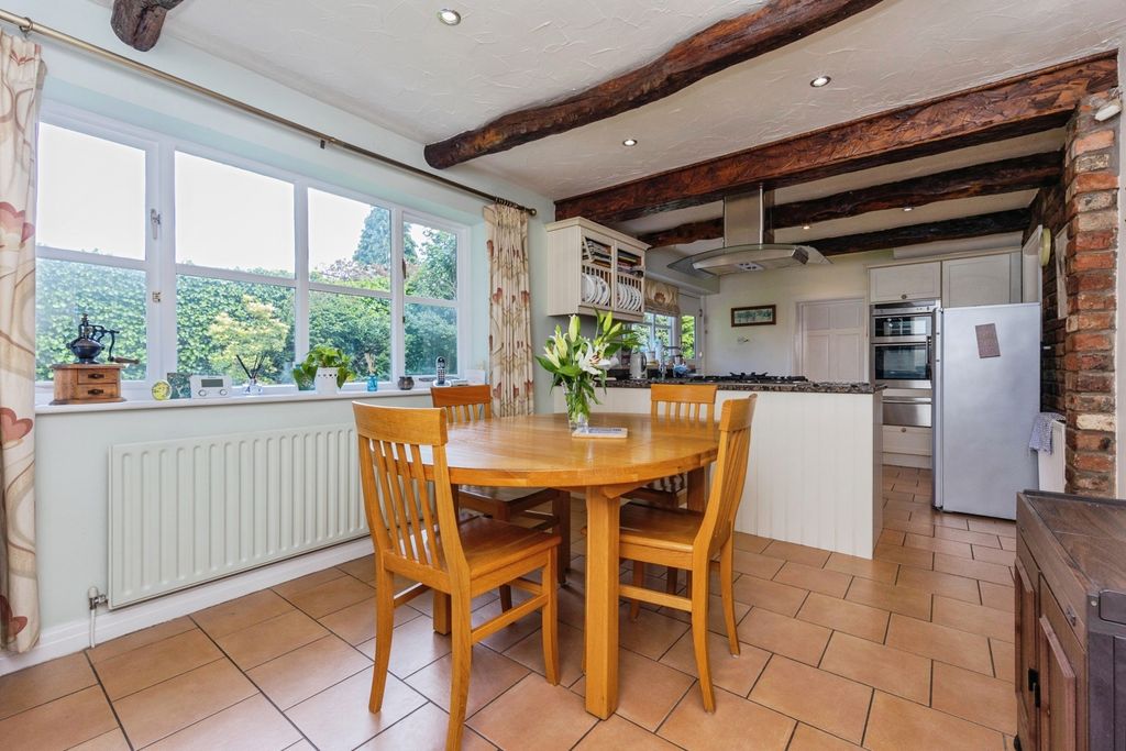 Property photo 3 of 22 Pbox-Img.Jpg