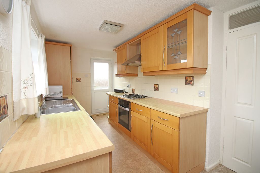 Property photo 3 of 16