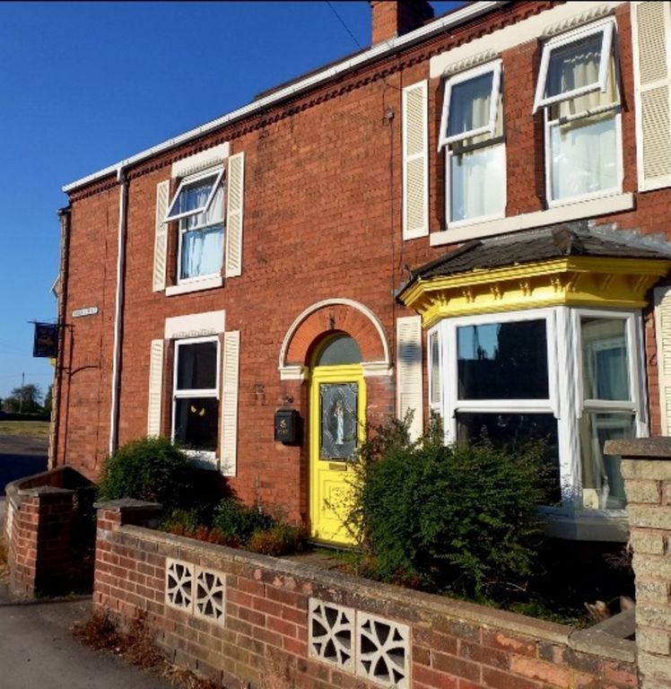 Property photo 1 of 27
