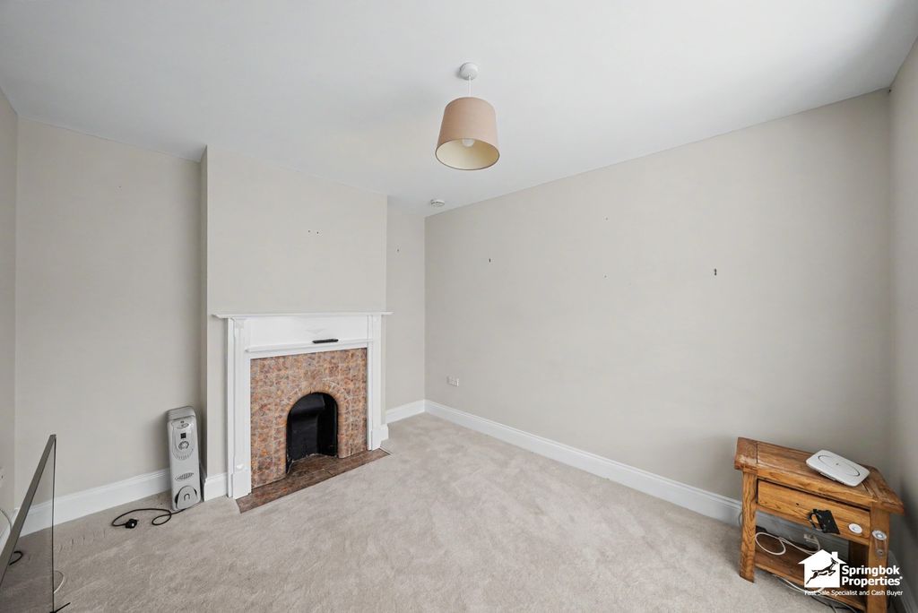 Property photo 2 of 16 Image 1