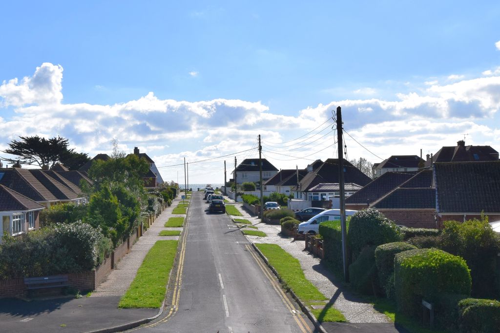 Eastbourne Road, Pevensey Bay BN24, 3 bed end terrace house for sale, £ ...